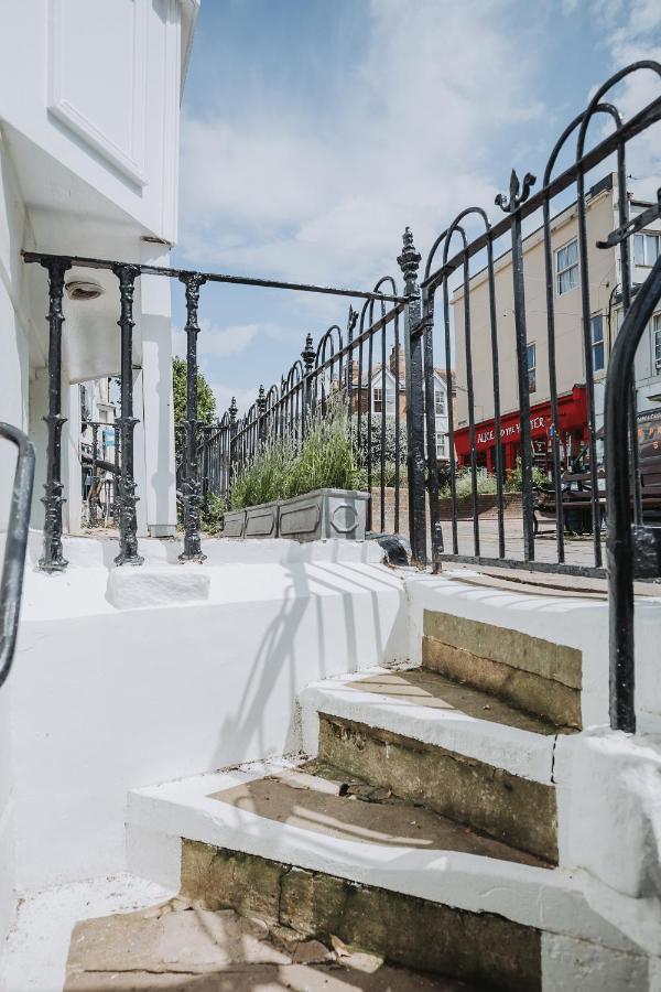 Stunning 5 Bedroom Period Property By The Sea Herne Bay Exterior photo